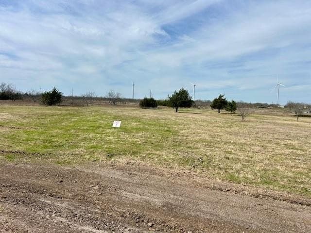 4.95 acres in Navarro County