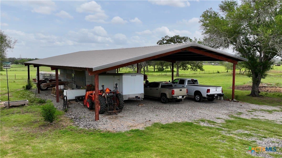 17.27 acres in Guadalupe County - photo 12