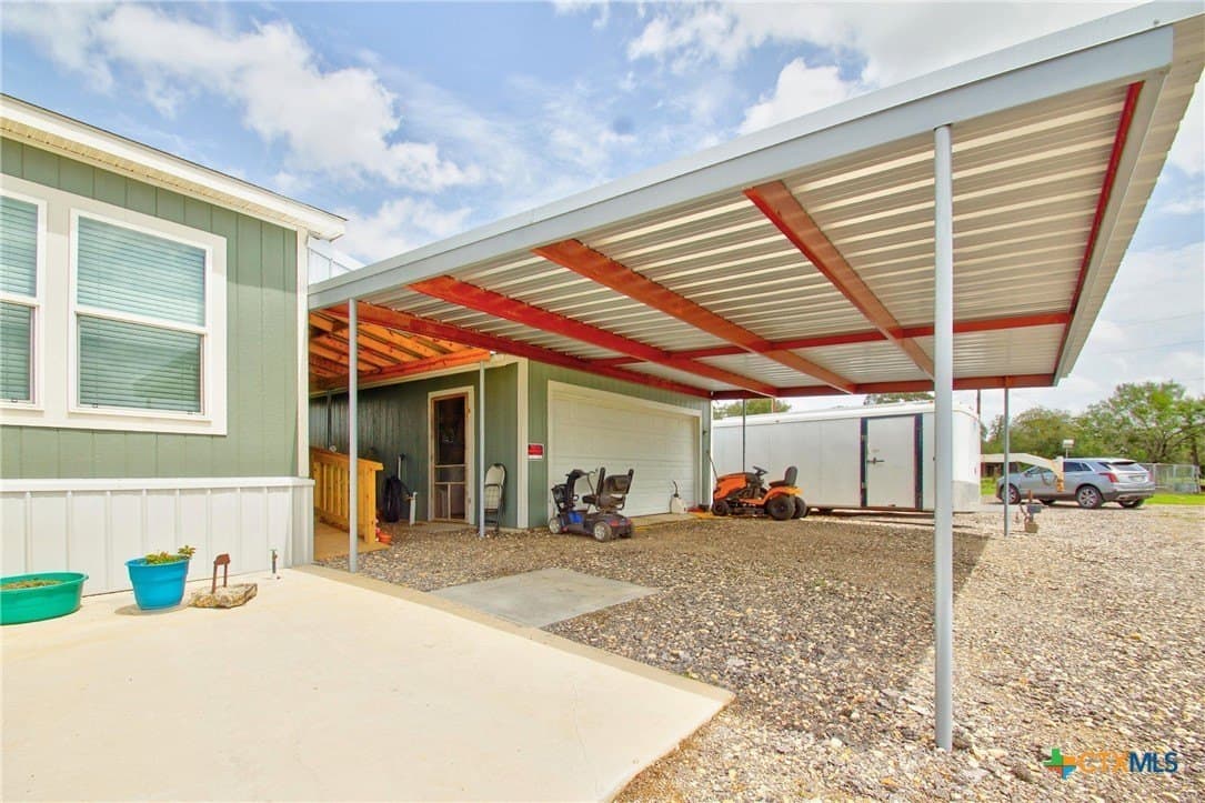 17.27 acres in Guadalupe County - photo 7