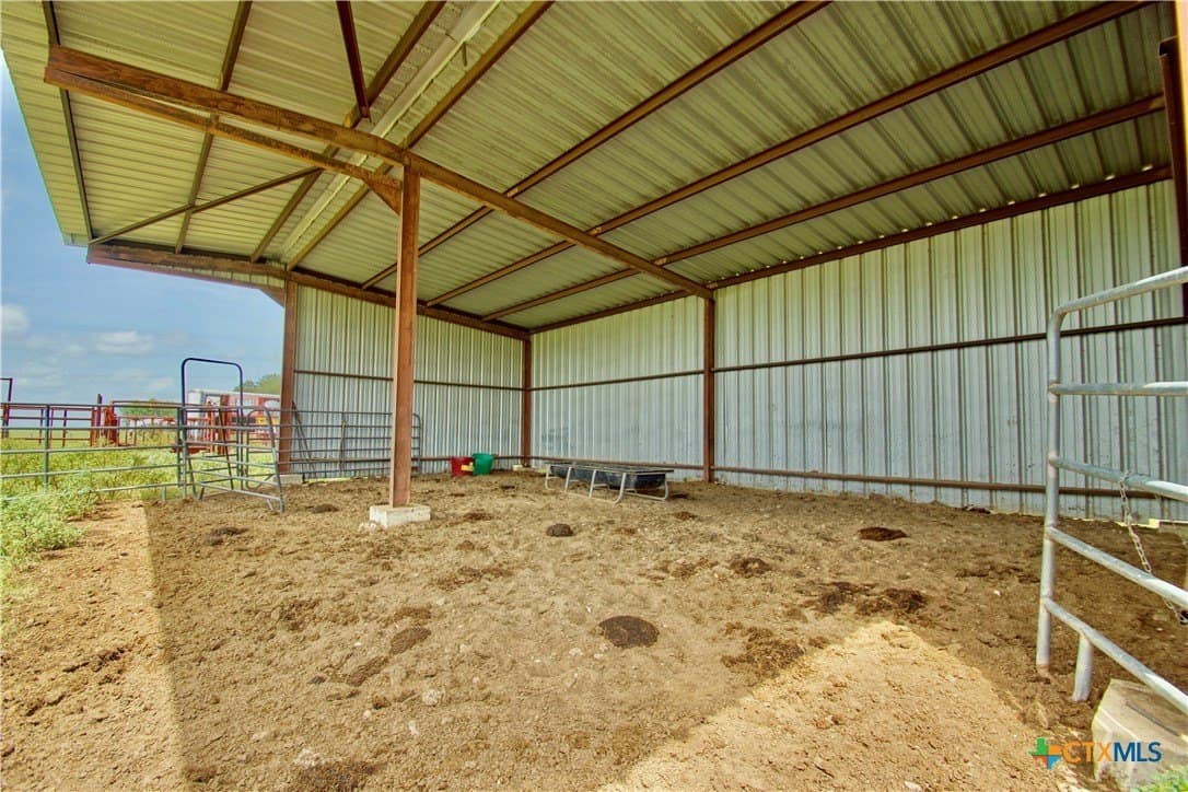 17.27 acres in Guadalupe County - photo 16
