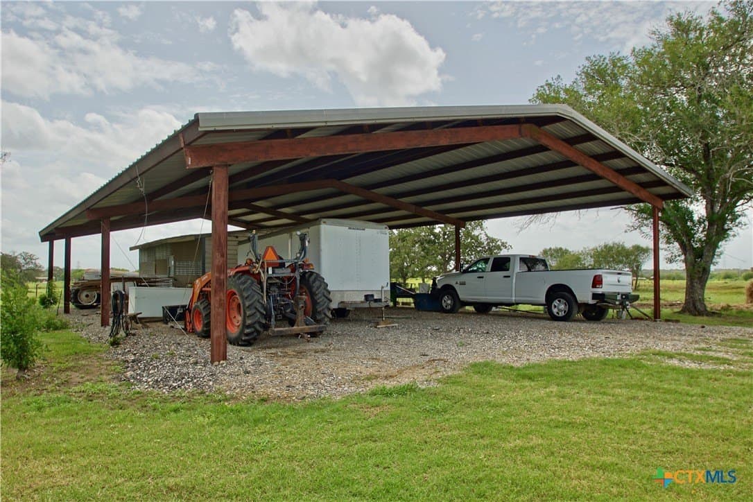 17.27 acres in Guadalupe County - photo 13