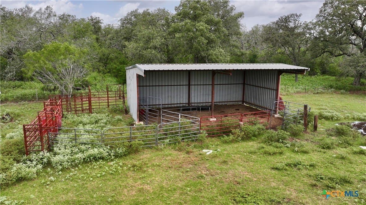 17.27 acres in Guadalupe County - photo 15