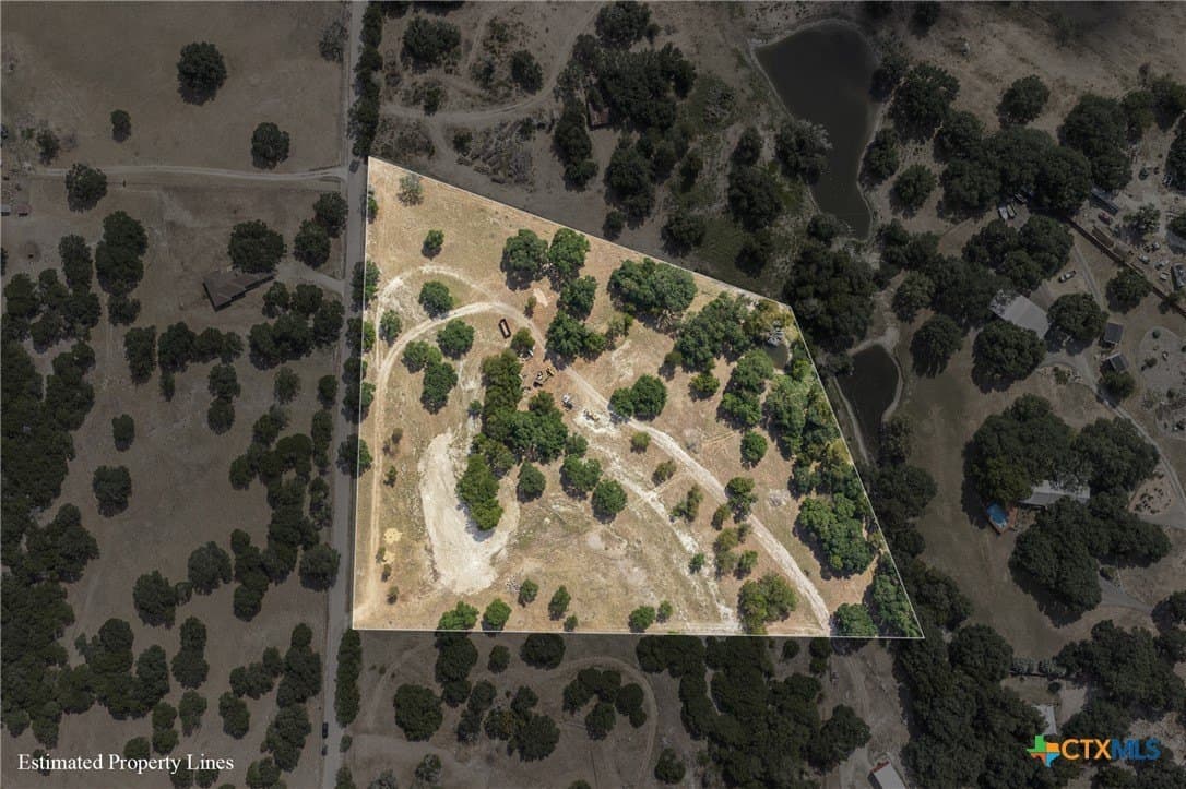 8.06 acres in Bell County - photo 3