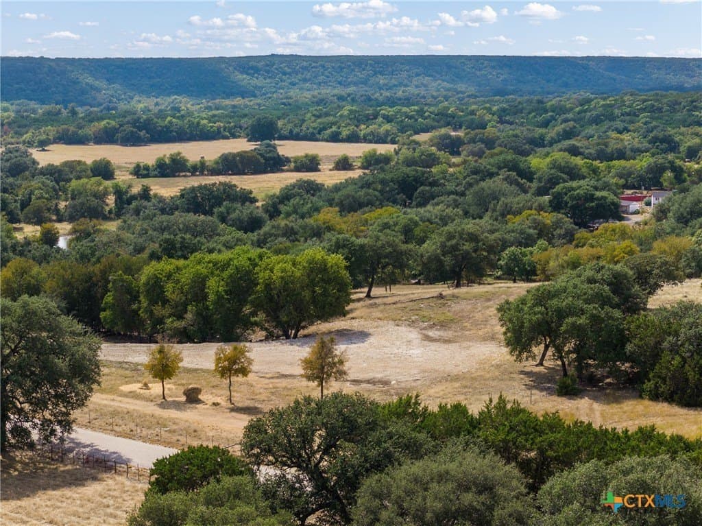 8.06 acres in Bell County