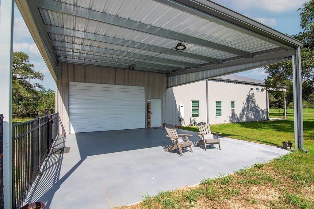 32 acres in Lavaca County - photo 9