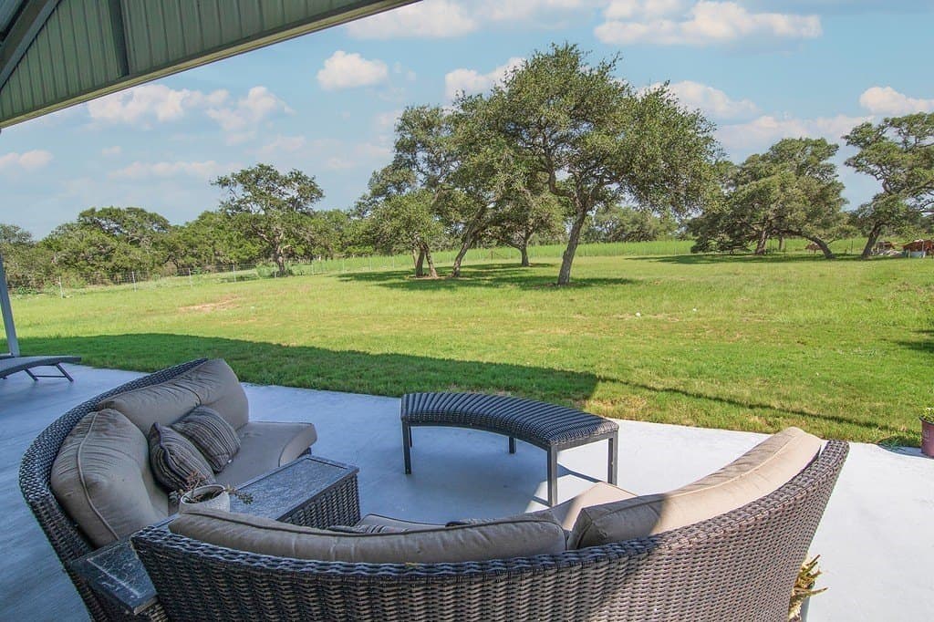 32 acres in Lavaca County - photo 8
