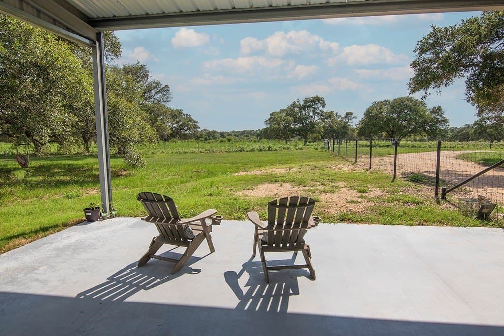 32 acres in Lavaca County - photo 10