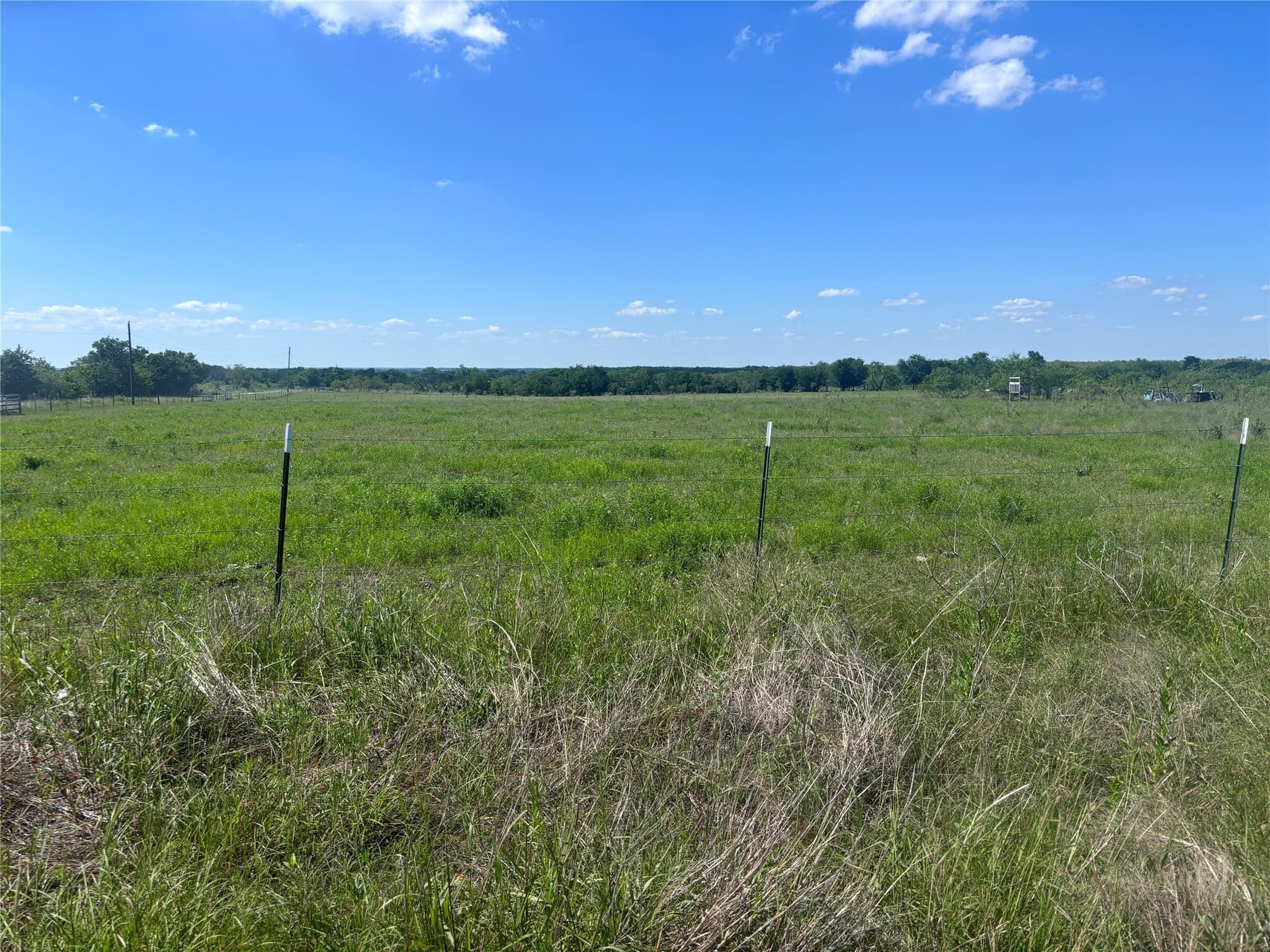 10.02 acres in Hill County featured view