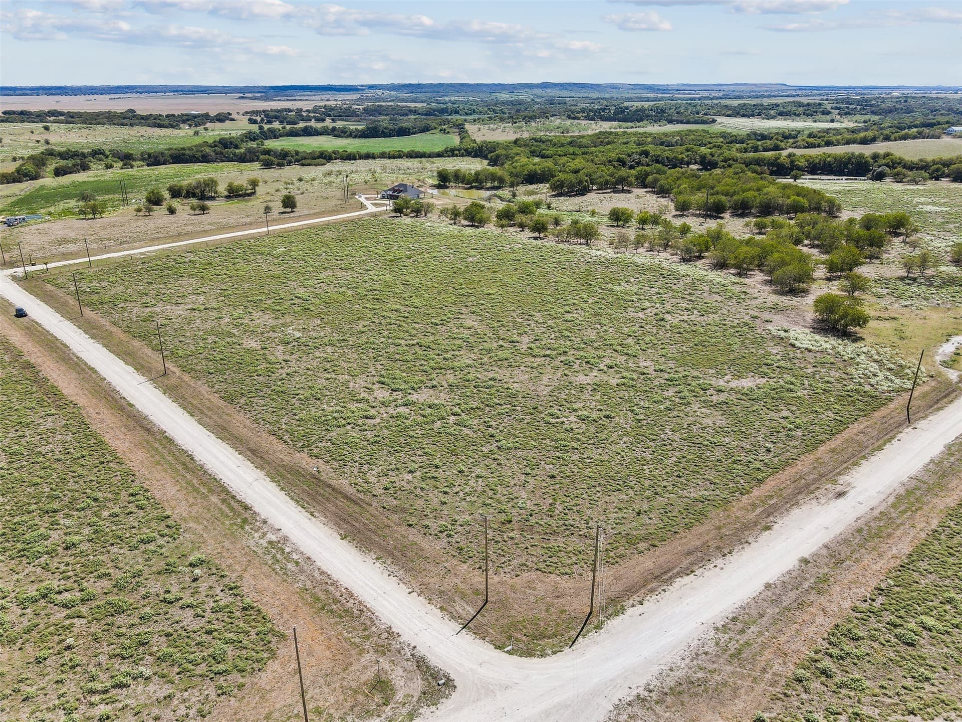 10.08 acres in Hill County - photo 4