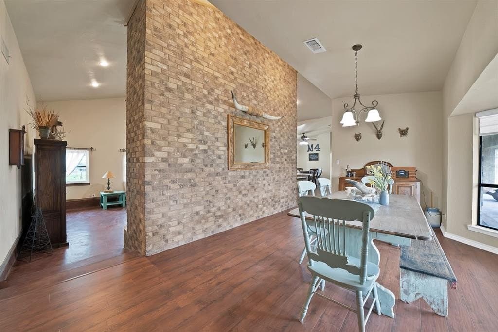 10 acres in Parker County gallery image 3