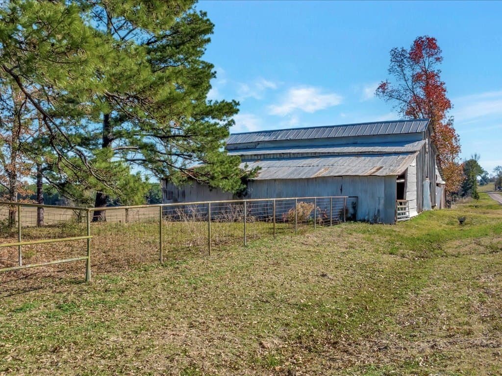 113.82 acres in Texas County - photo 32