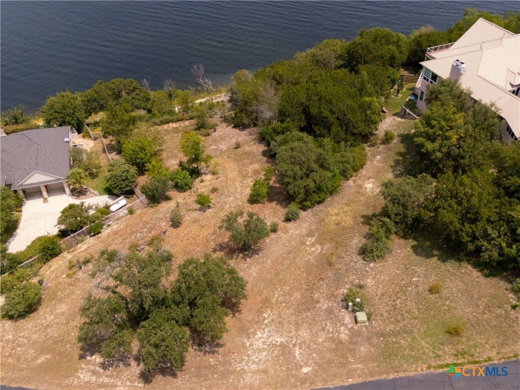 0.72 acres in Comal County - photo 14