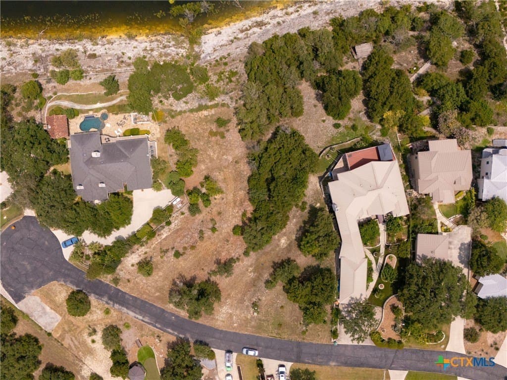 0.72 acres in Comal County - photo 11