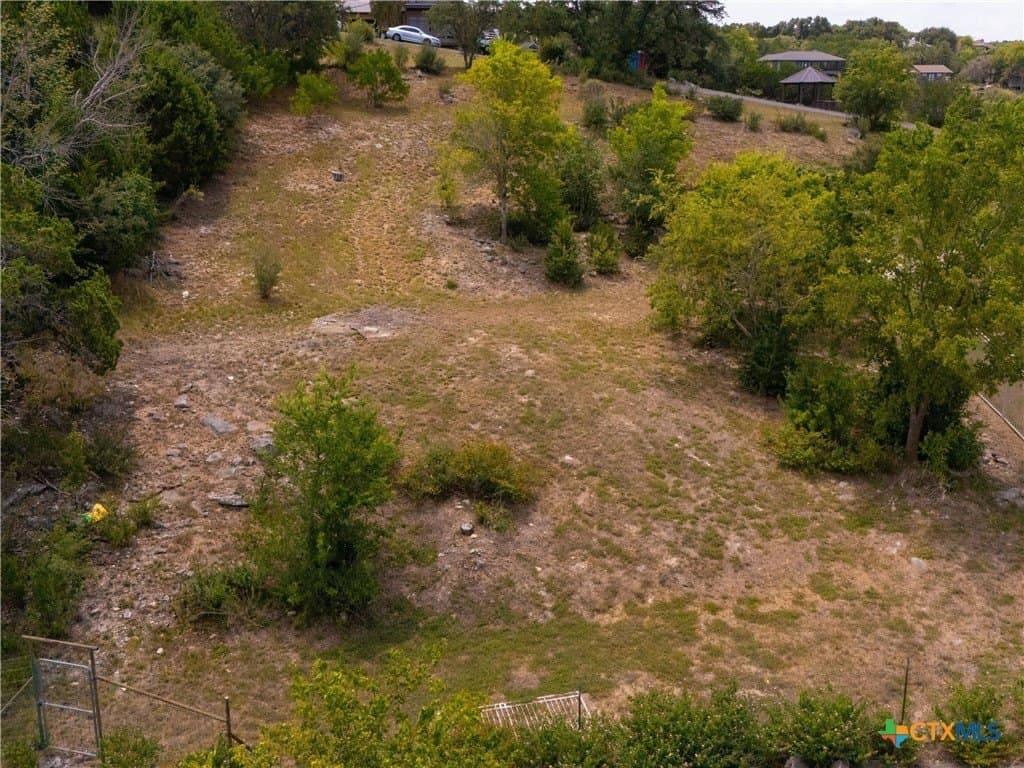 0.72 acres in Comal County - photo 3