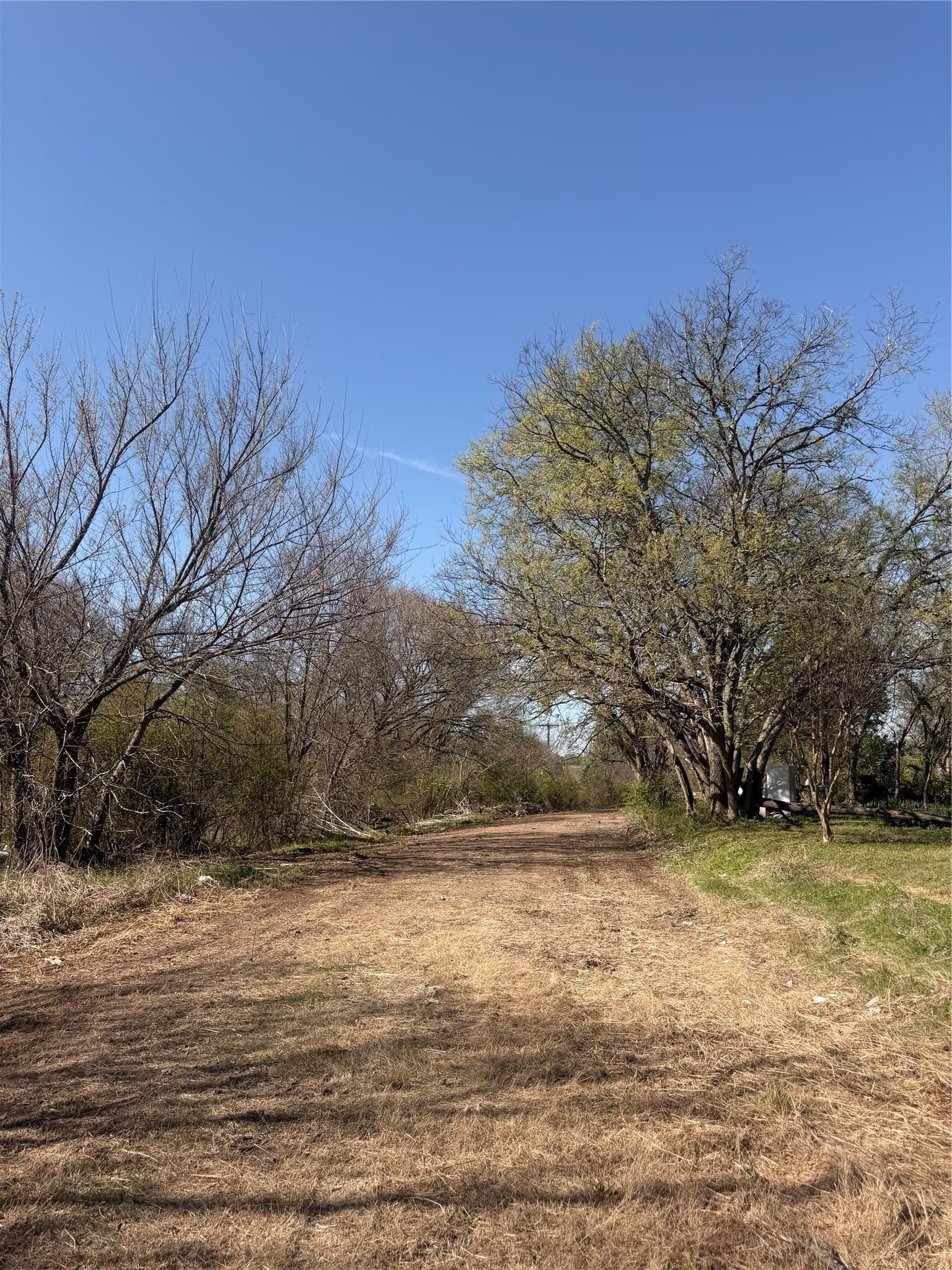 0.43 acres in Ellis County - photo 14