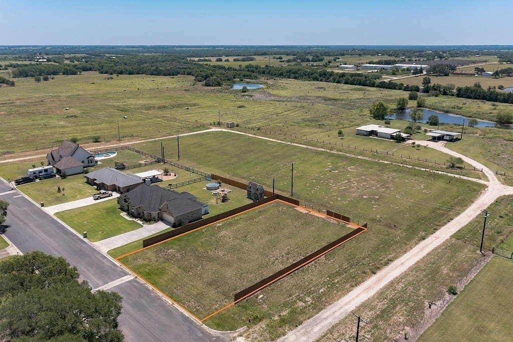 0.34 acres in Fayette County gallery image 4