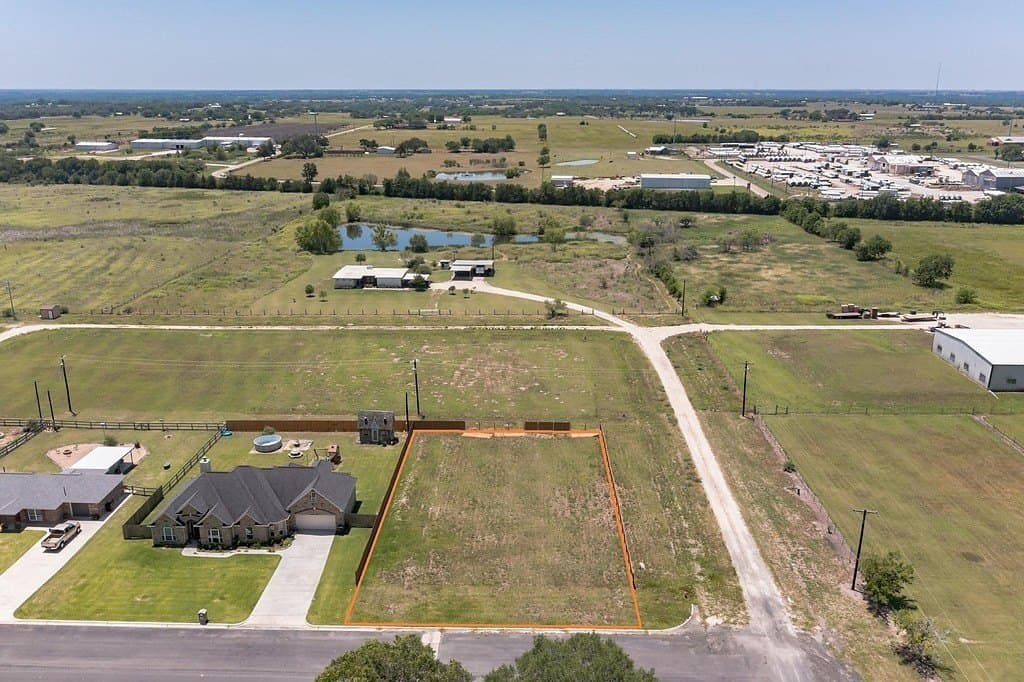 0.34 acres in Fayette County gallery image 3