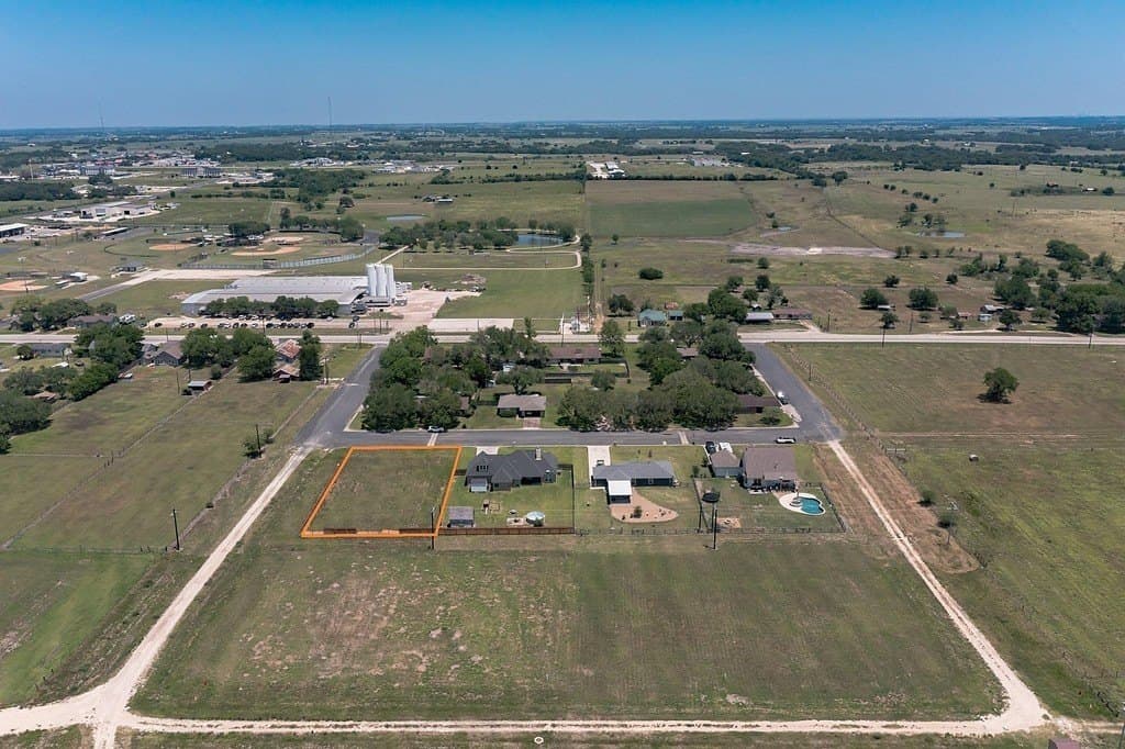 0.34 acres in Fayette County gallery image 2
