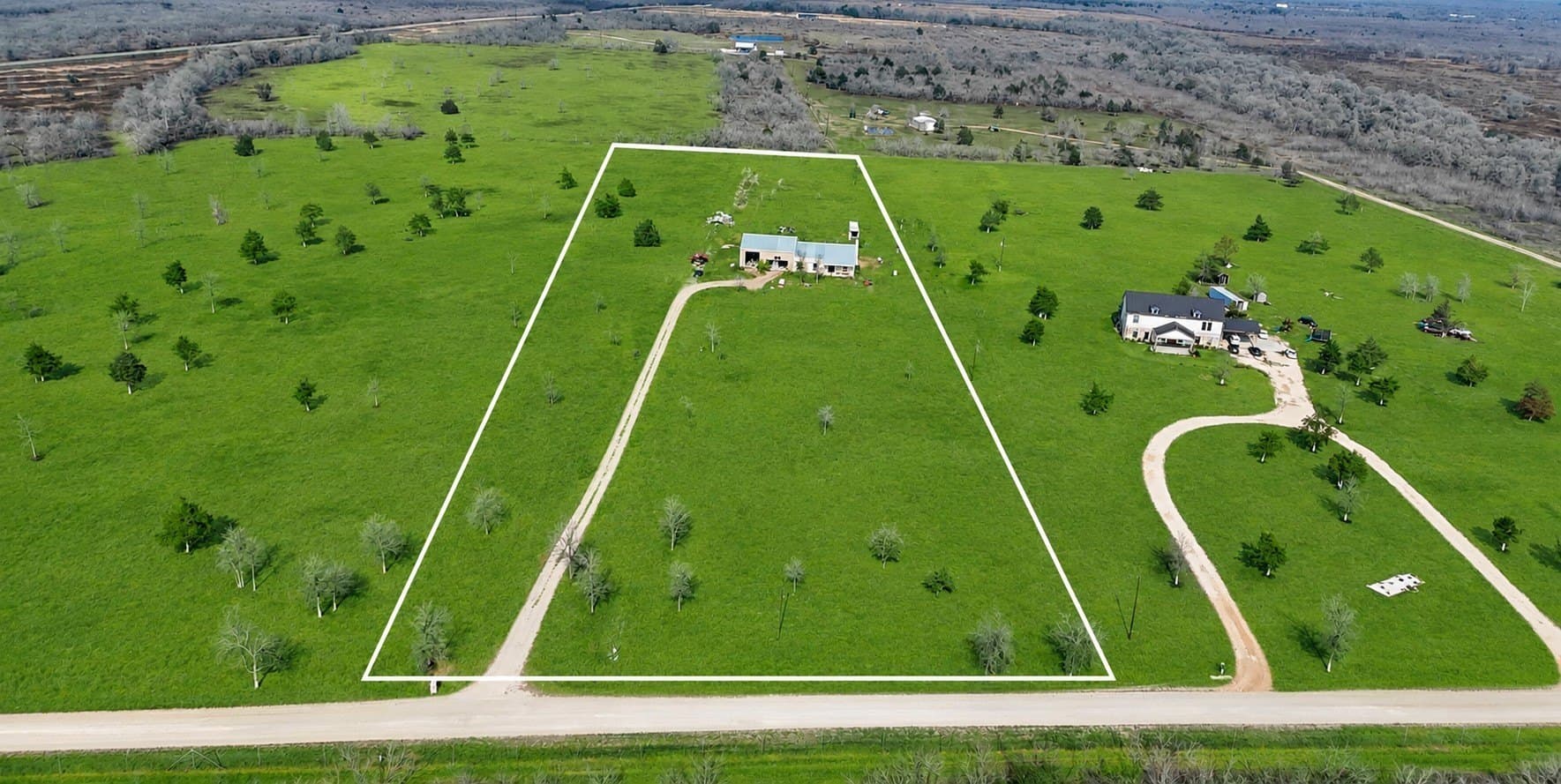 7.82 acres in Gonzales County gallery image 2
