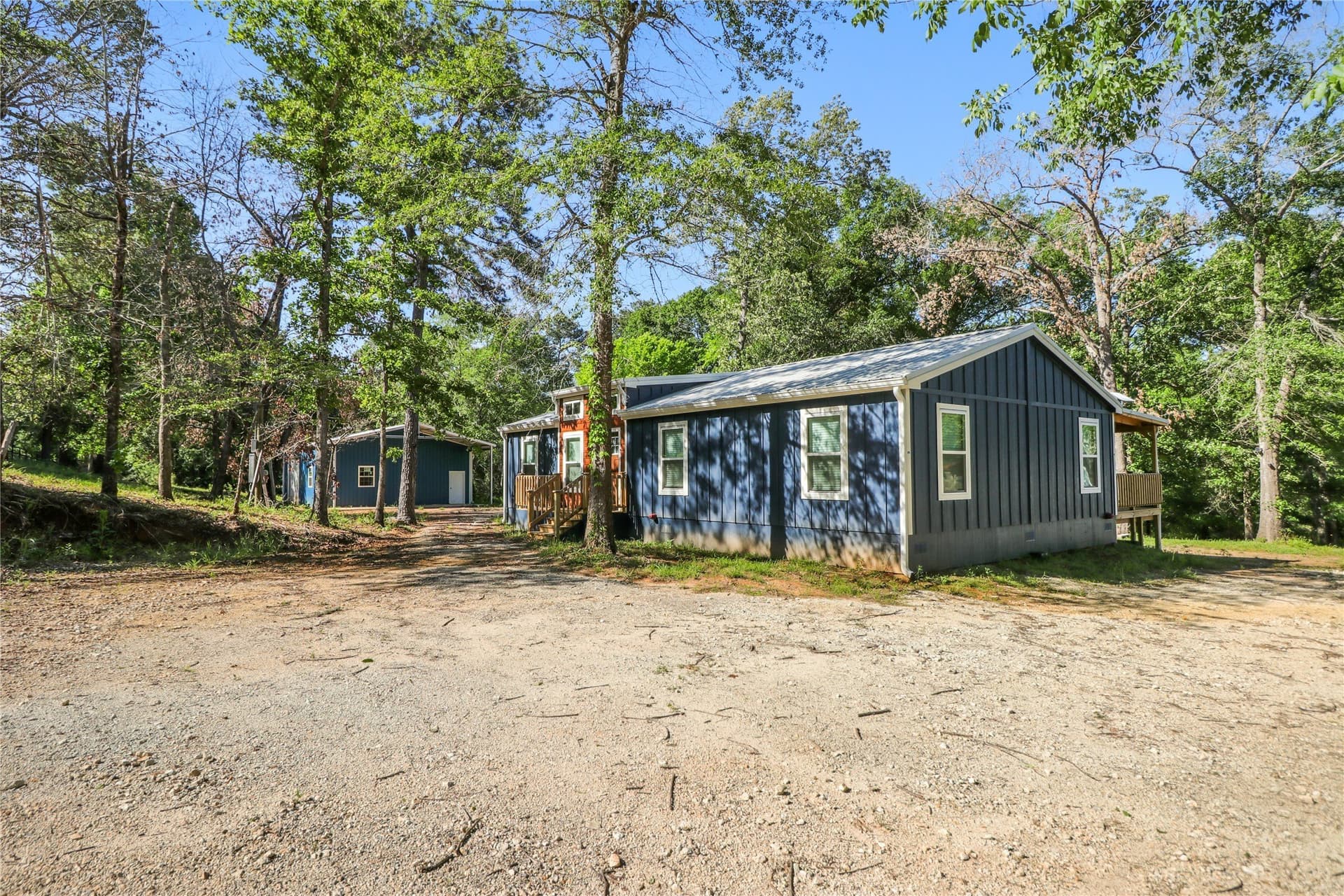 12.5 acres in Anderson County gallery image 2
