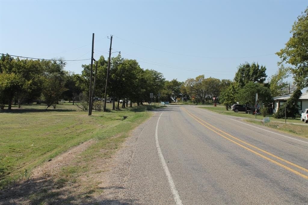 1.91 acres in Hunt County gallery image 3