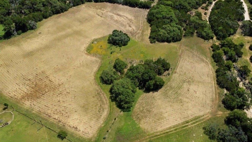 16.25 acres in Bandera County - photo 18
