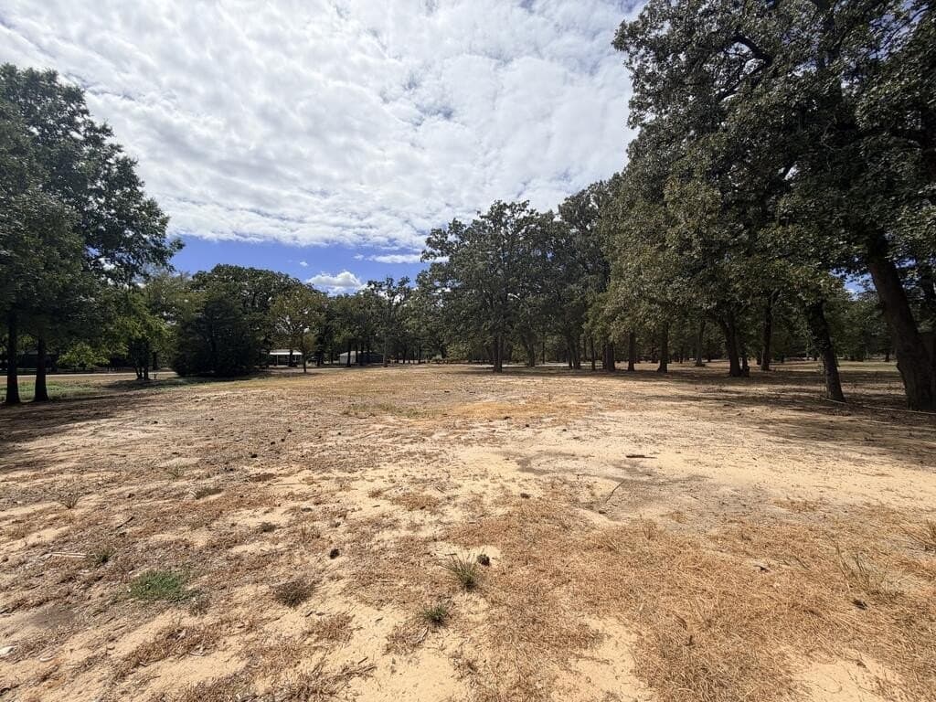 1.09 acres in Henderson County - photo 2