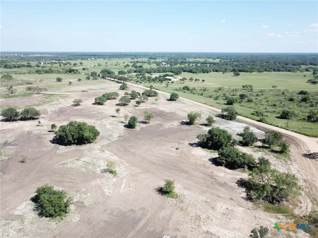 2.69 acres in Lavaca County gallery image 2