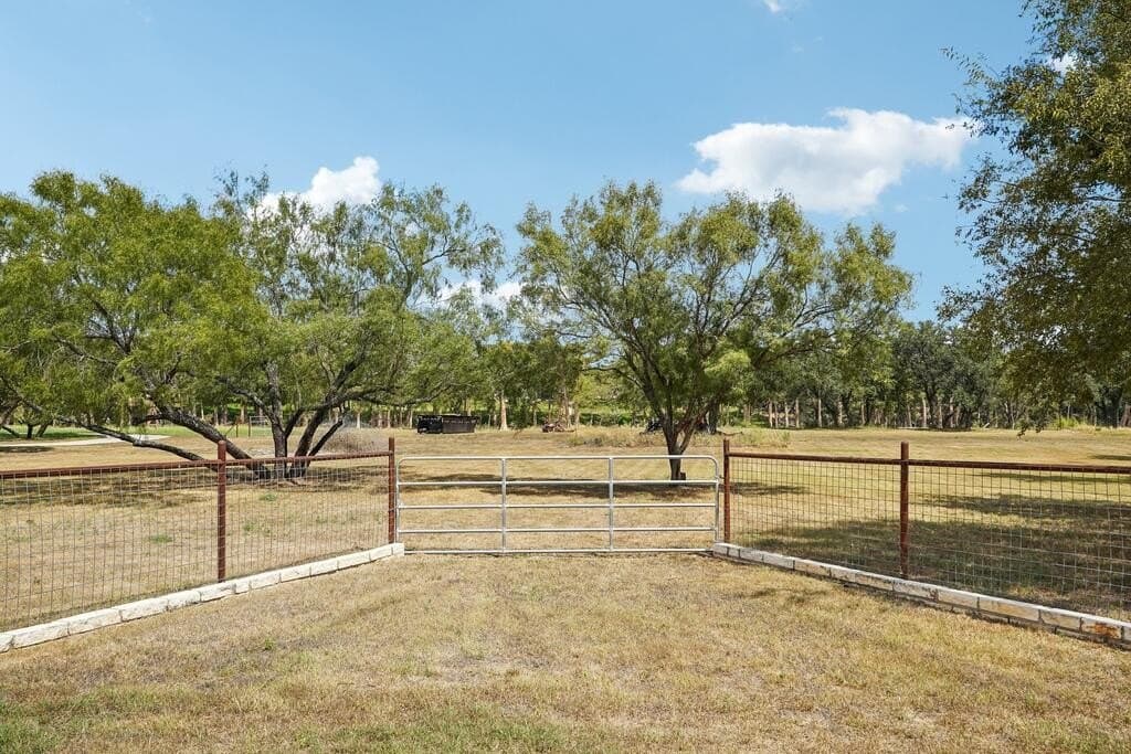 3.79 acres in Kerr County - photo 7