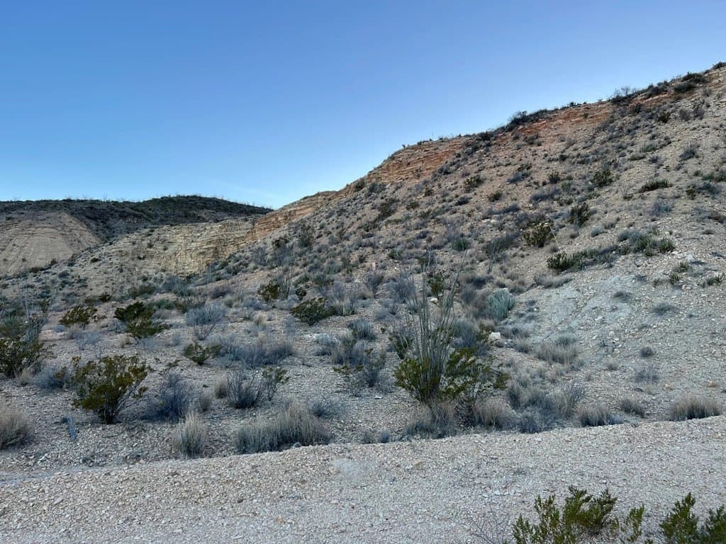 20 acres in Brewster County - photo 6