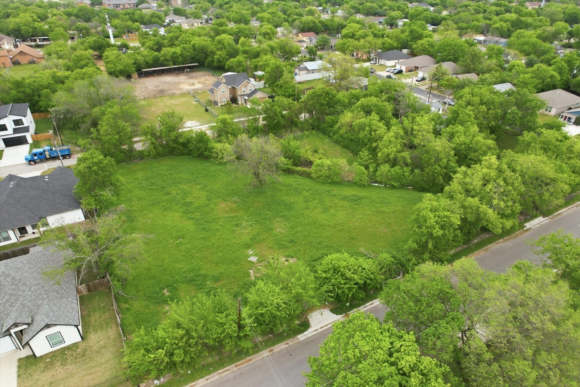 0.87 acres in Tarrant County - photo 6