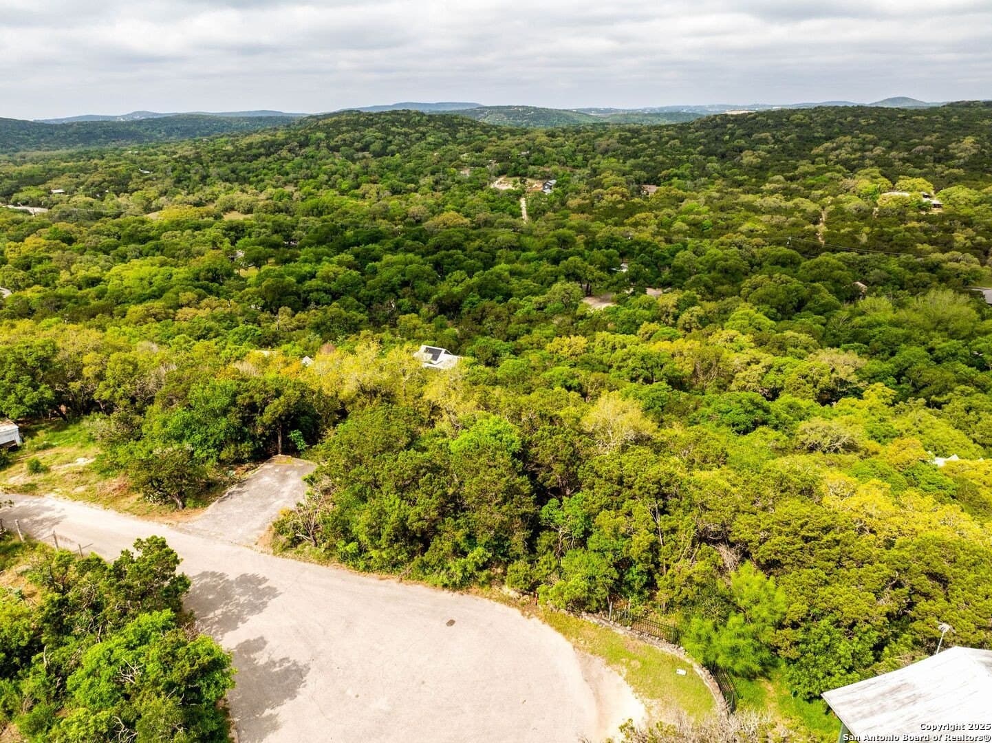 1.72 acres in Bexar County gallery image 3
