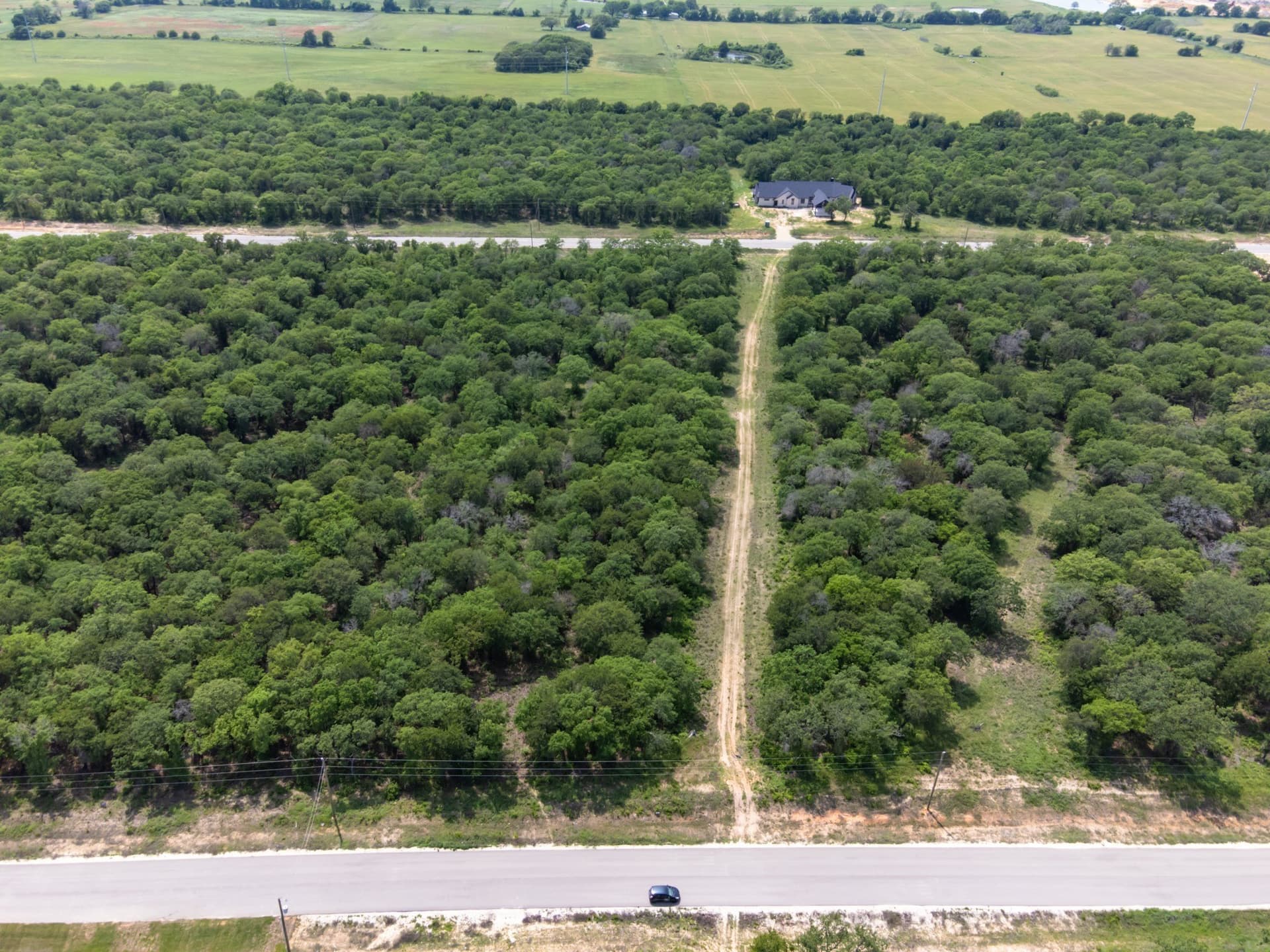 2.01 acres in Hood County