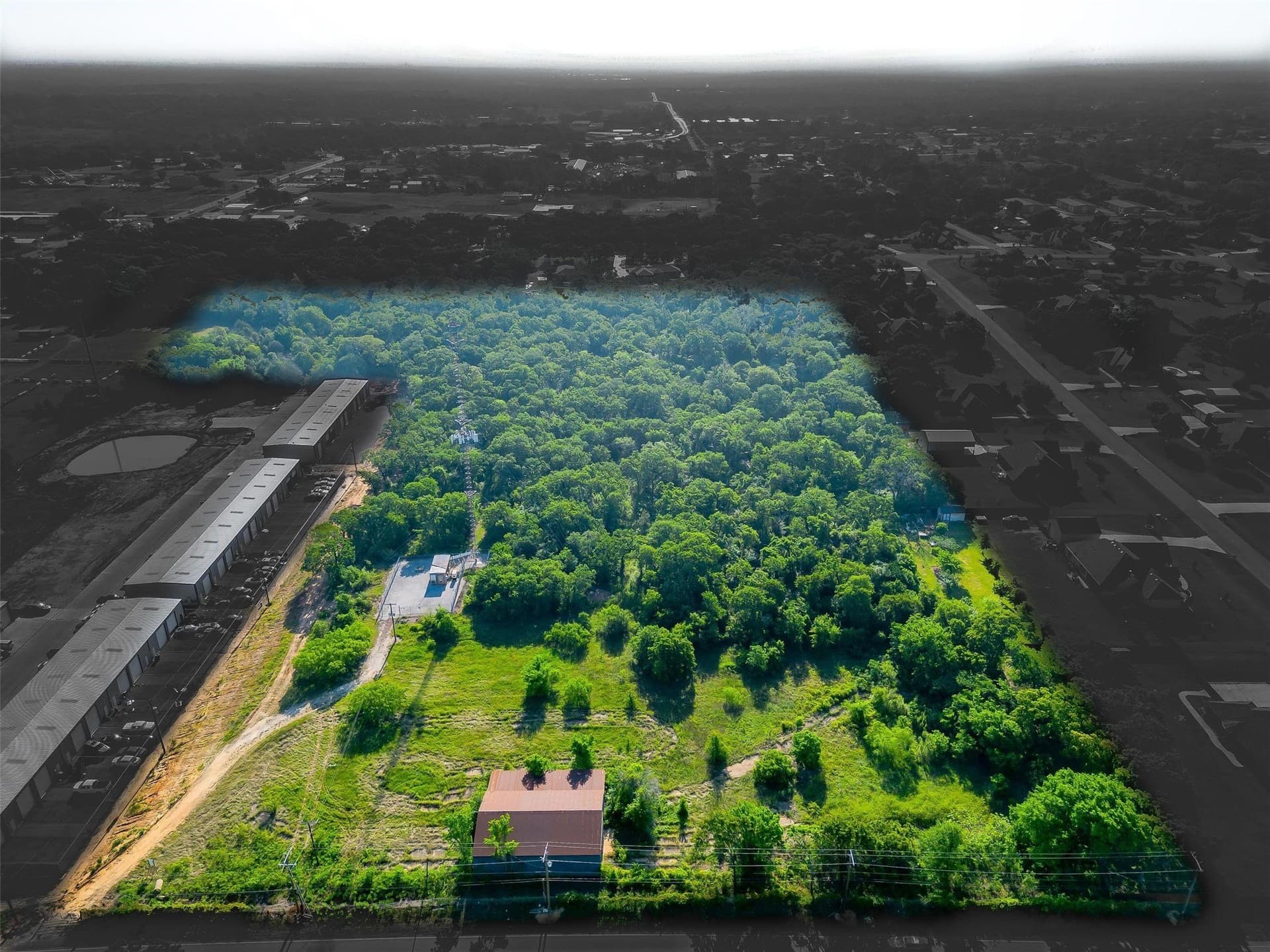 14.41 acres in Tarrant County - photo 2