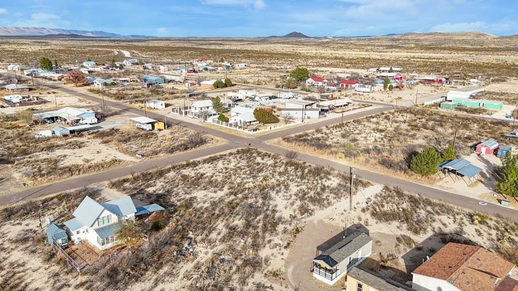 0.48 acres in Brewster County gallery image 3