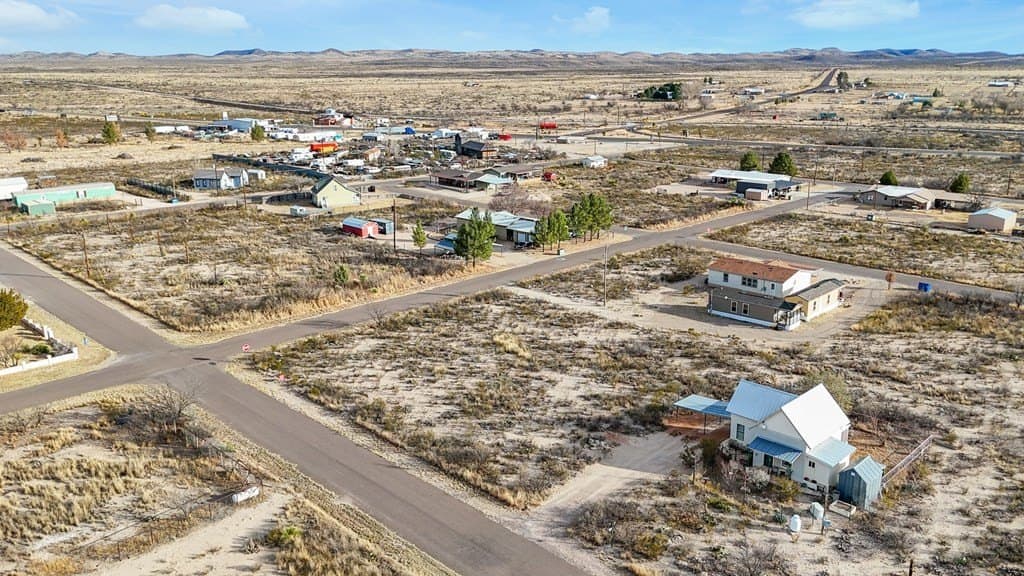 0.48 acres in Brewster County gallery image 4