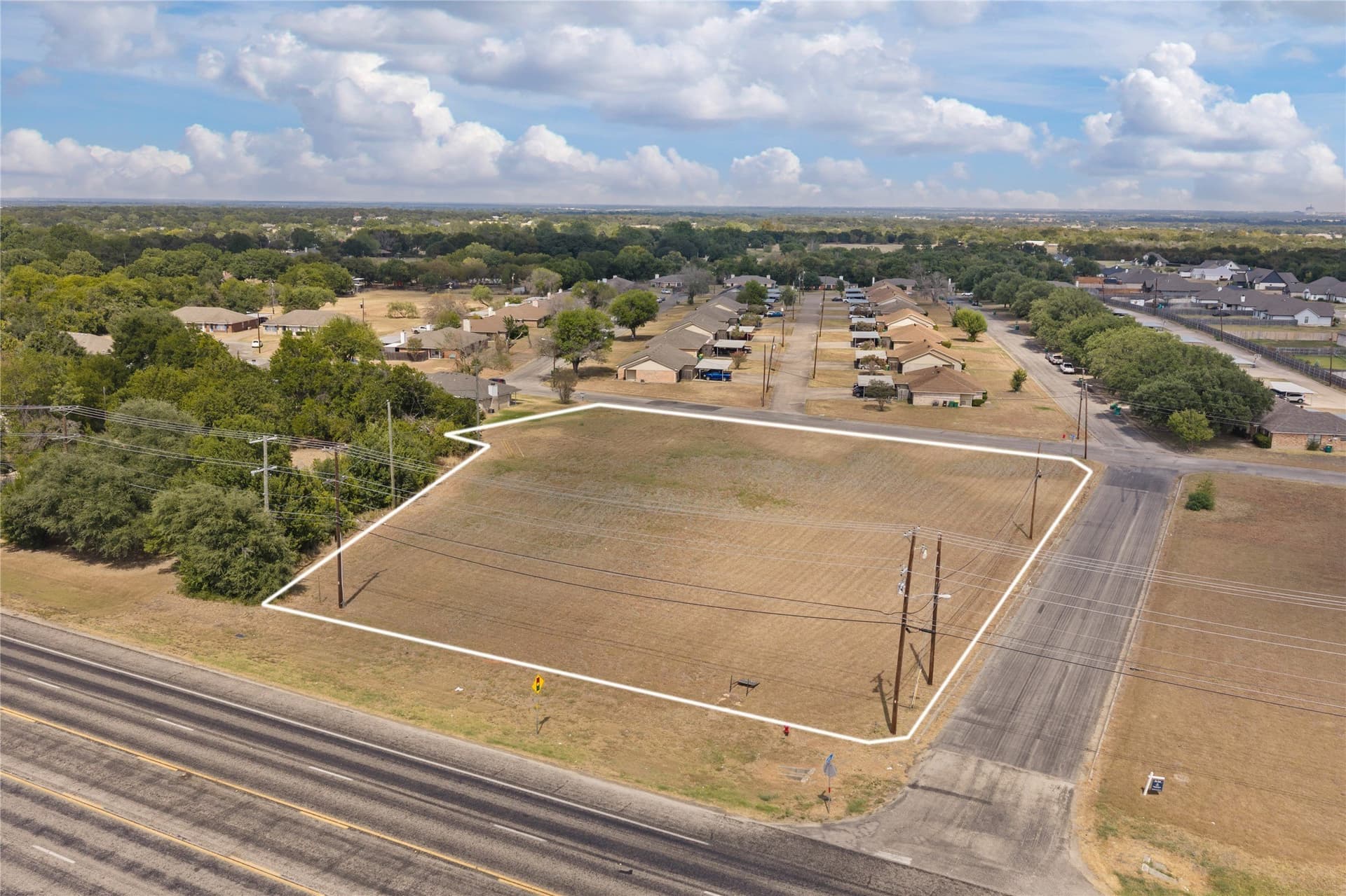 1.63 acres in McLennan County - photo 3