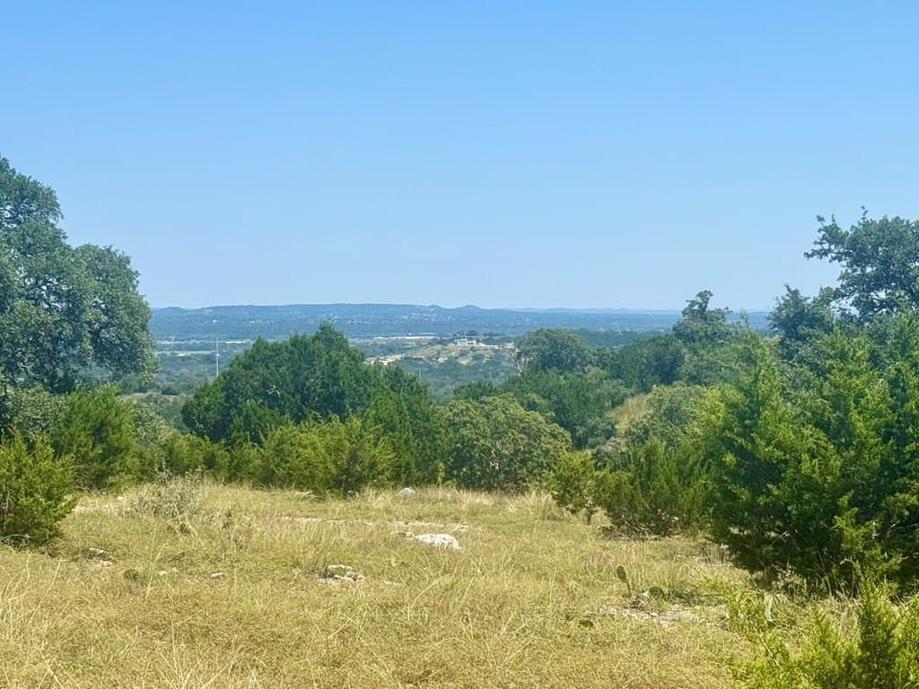 5.07 acres in Kerr County - photo 5