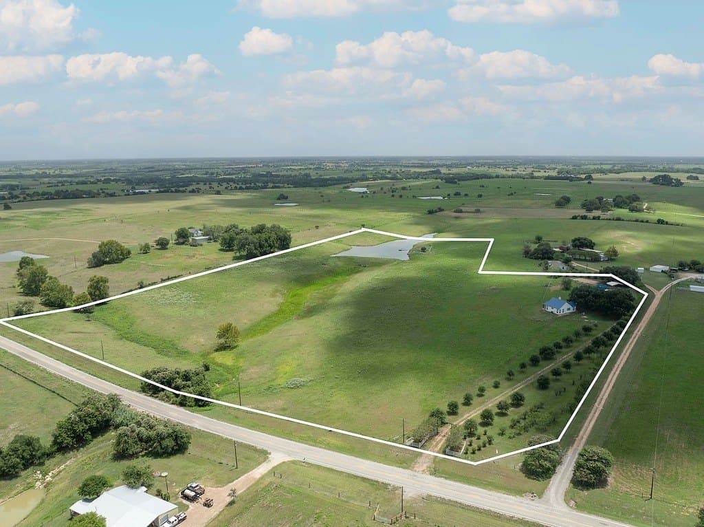 24.1 acres in Fayette County gallery image 3