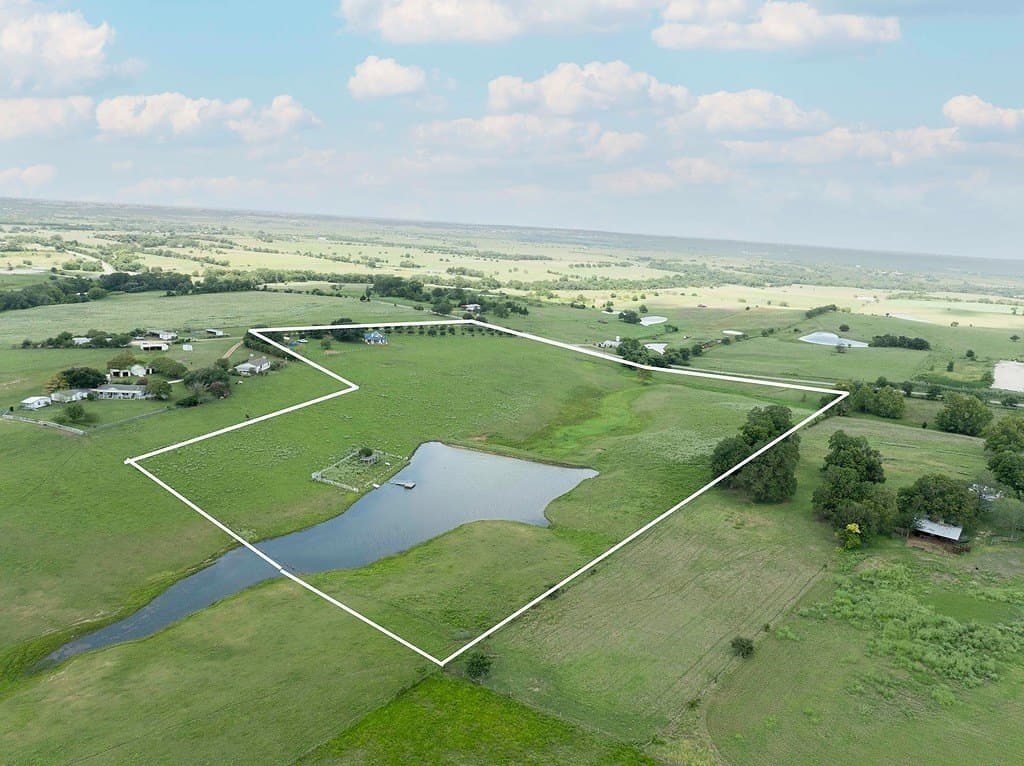 24.1 acres in Fayette County
