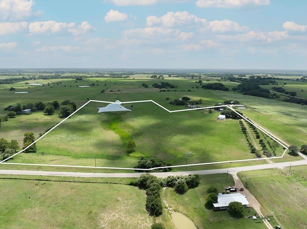 24.1 acres in Fayette County gallery image 2