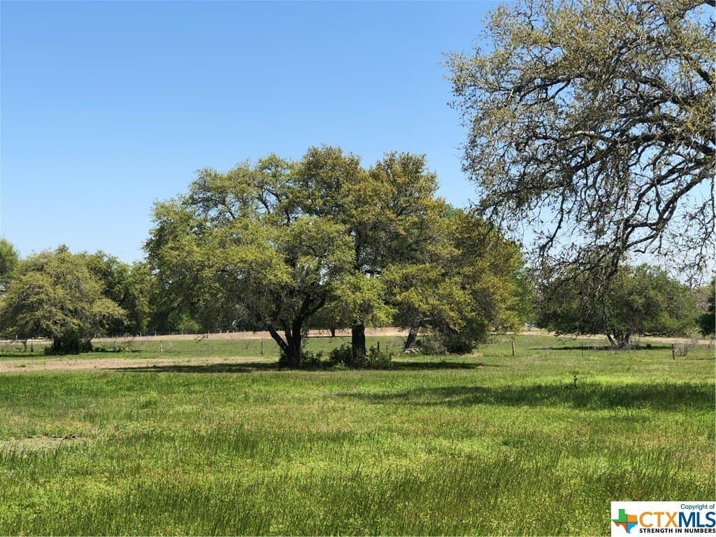 1.09 acres in Lavaca County featured view