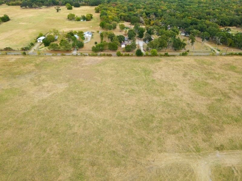 1.47 acres in Henderson County - photo 5