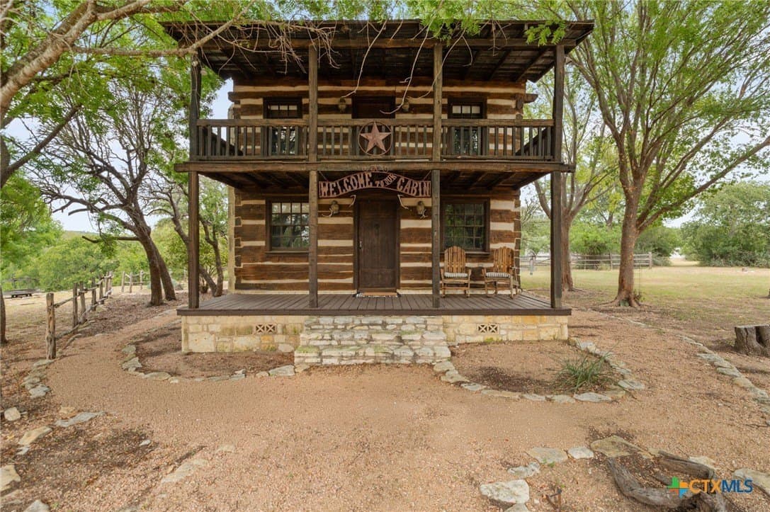 10.93 acres in Gillespie County - photo 3