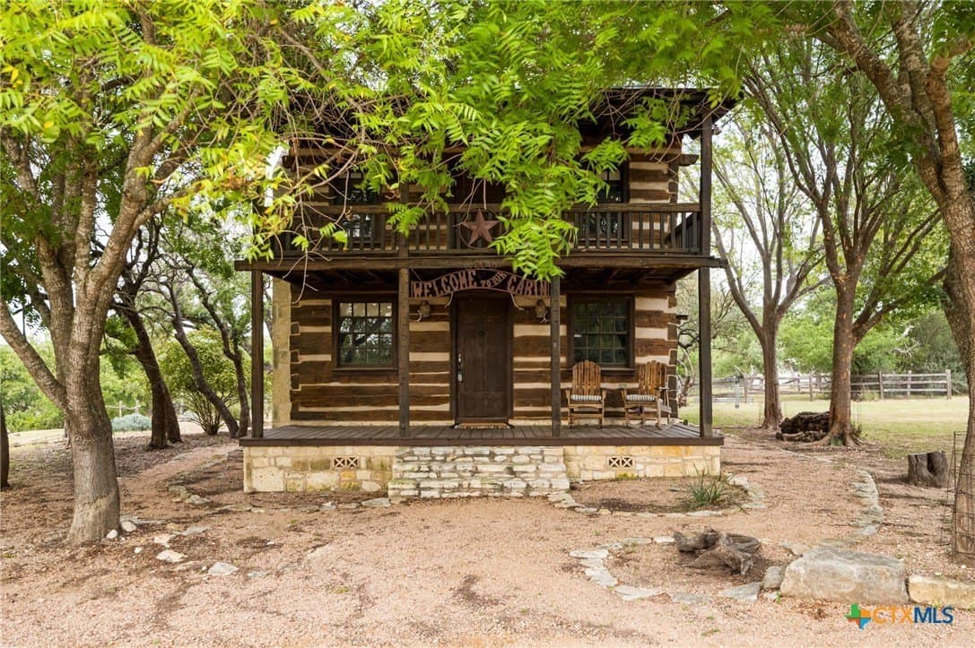 10.93 acres in Gillespie County - photo 2