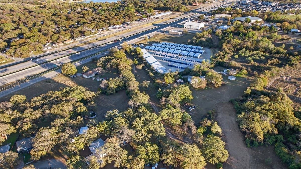 2.31 acres in Tarrant County - photo 11