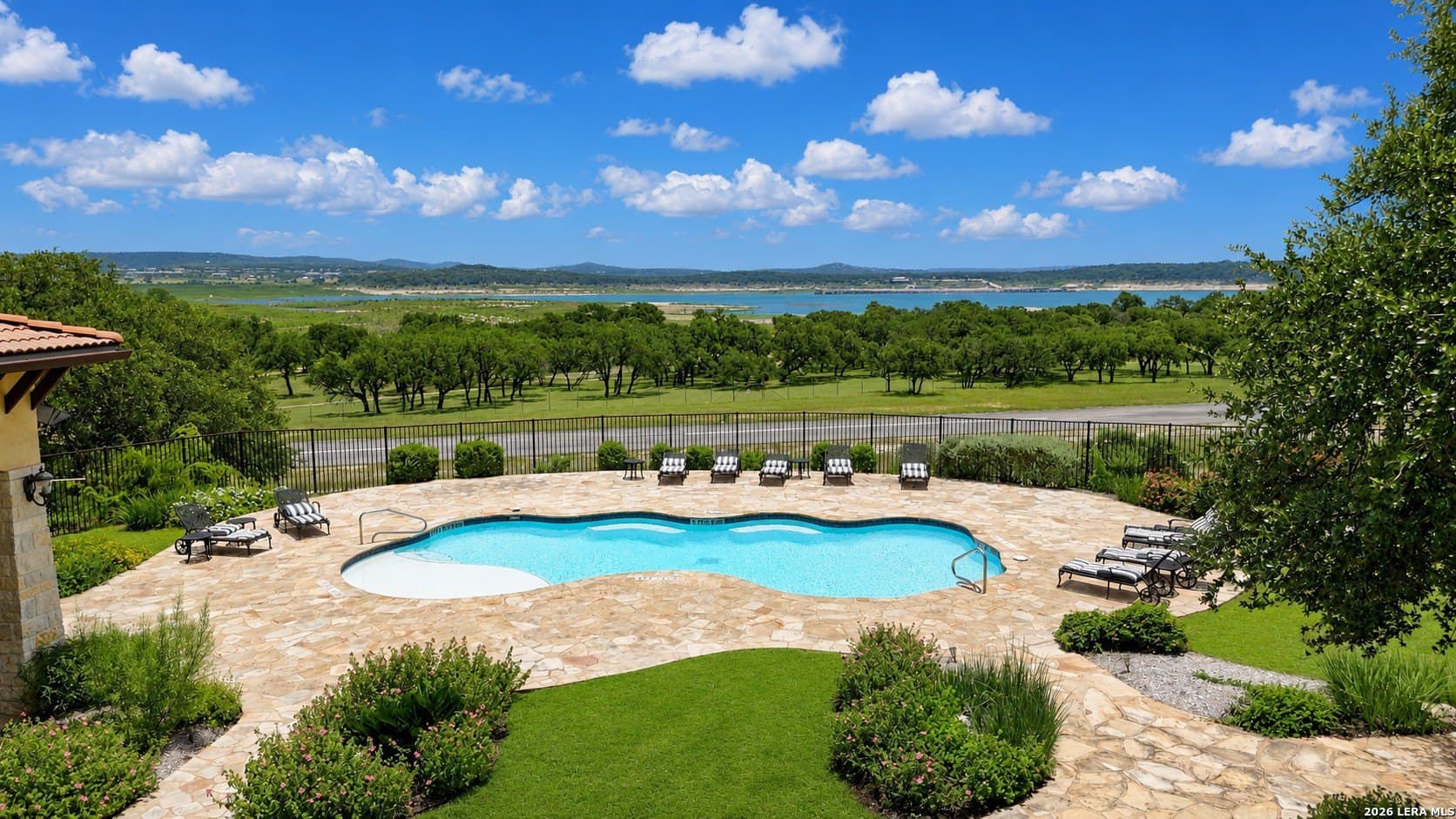 1.41 acres in Comal County - photo 9