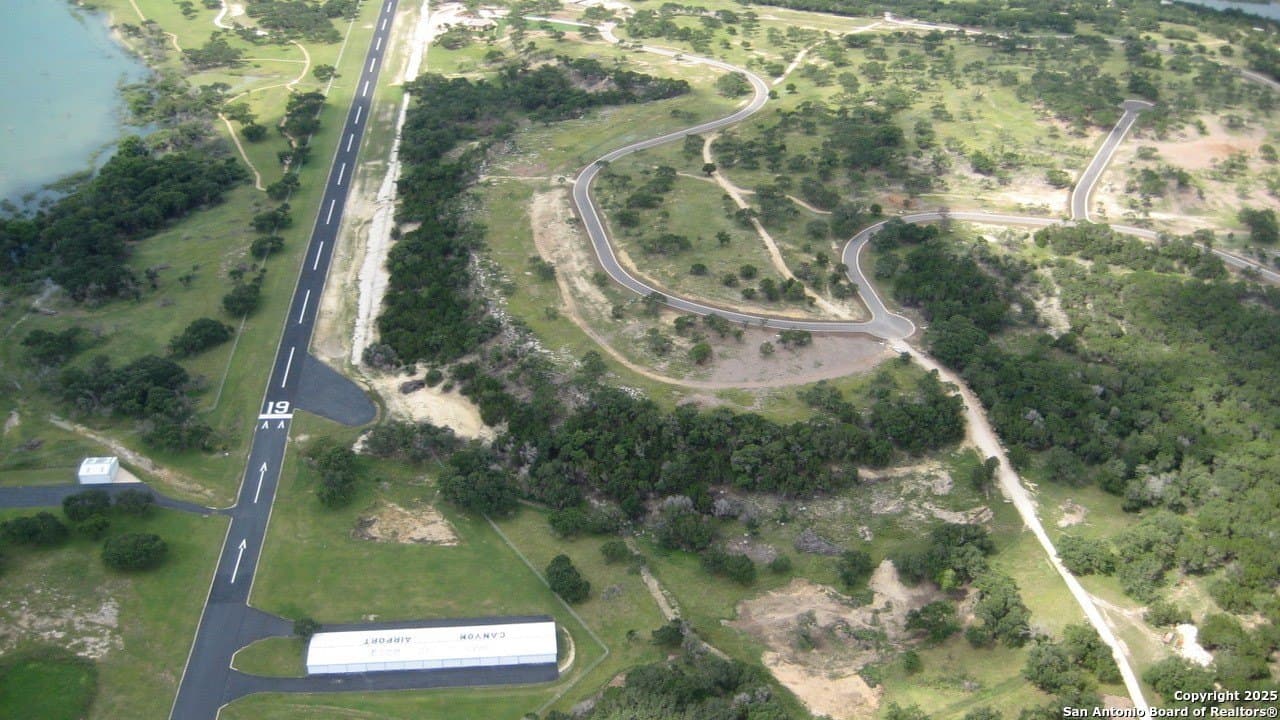 1.41 acres in Comal County - photo 20