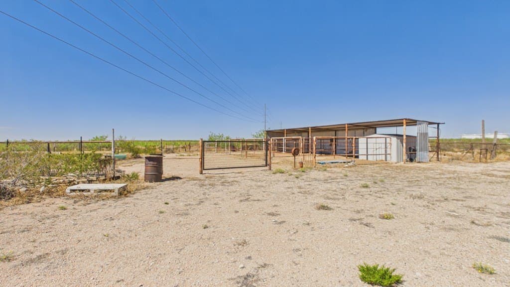 3 acres in Winkler County - photo 23
