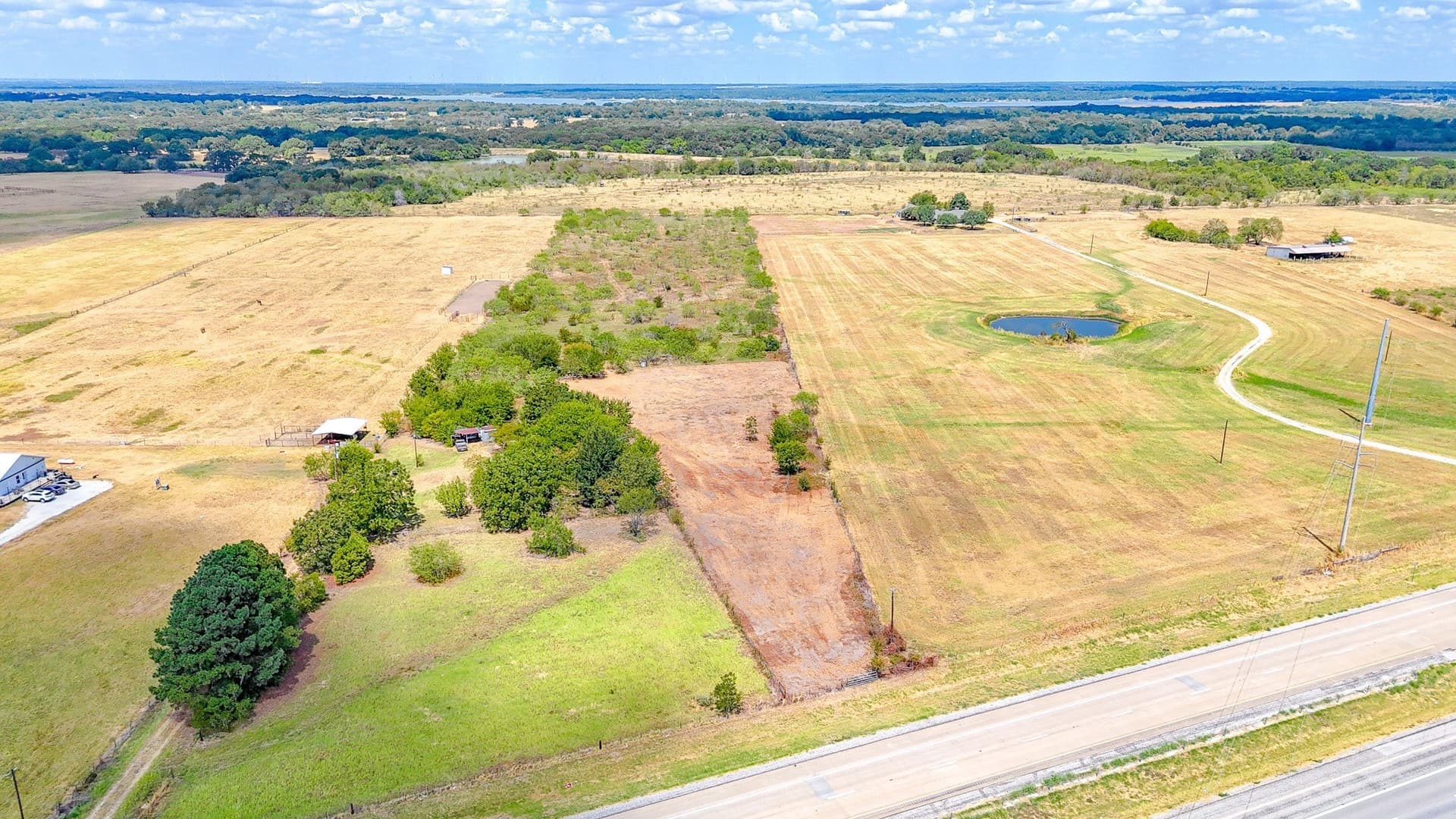 7.84 acres in Navarro County - photo 2